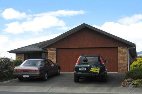 Photo of property in 20 Holcroft Place, Stoke, Nelson, 7011