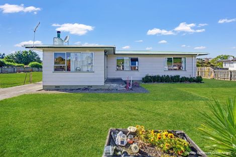 Photo of property in 22 Carlson Street, Dannevirke, 4930