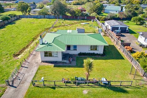 Photo of property in 22 Carlson Street, Dannevirke, 4930