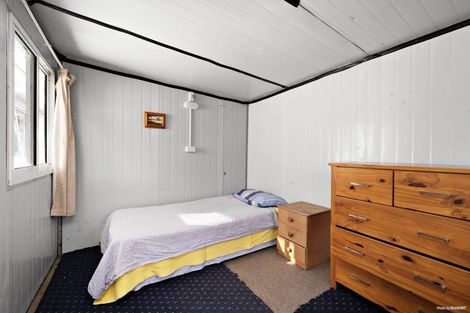 Photo of property in 1/18 Eulogy Place, Randwick Park, Auckland, 2105