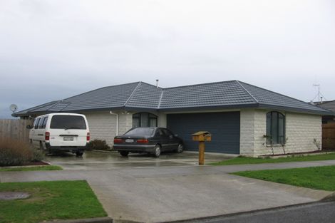 Photo of property in 77 Parnell Heights, Kelvin Grove, Palmerston North, 4414