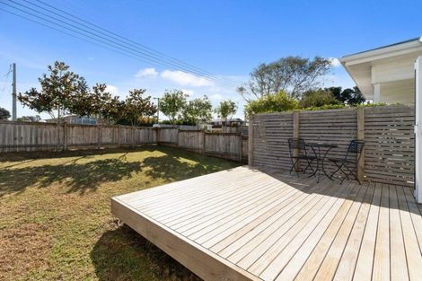 Photo of property in 797a Te Atatu Road, Te Atatu Peninsula, Auckland, 0610