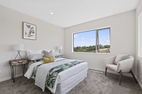 Photo of property in 28 Turutu Place, Long Bay, Auckland, 0630