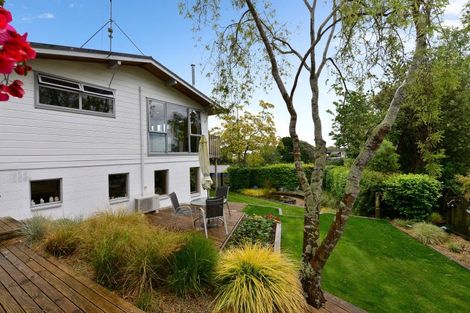 Photo of property in 92 Poaka Avenue, Dinsdale, Hamilton, 3204