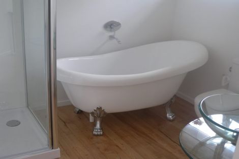 Photo of property in 19 Willow Avenue, Birkenhead, Auckland, 0626