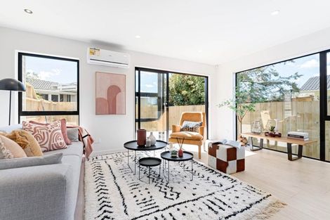 Photo of property in 18a Larissa Avenue, Henderson, Auckland, 0610