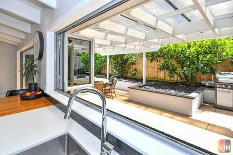 Photo of property in 44 Rushgreen Avenue, Pahurehure, Papakura, 2113