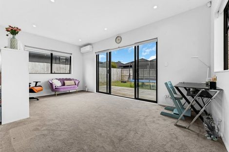 Photo of property in 2 Raymond Grace Avenue, Huapai, Kumeu, 0810