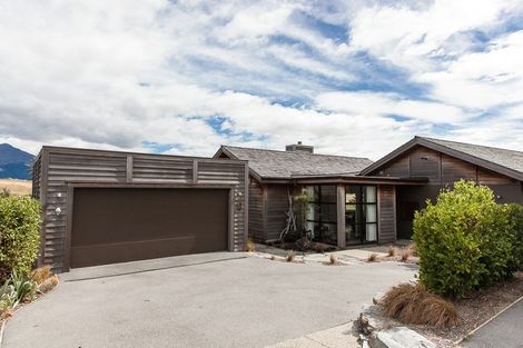 Photo of property in 26 Rannoch Drive, Jacks Point, Queenstown, 9371