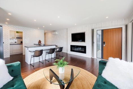 Photo of property in 29a Marine Parade South, Foxton Beach, Foxton, 4815