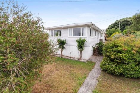 Photo of property in 4 Sexton Place, Manurewa East, Auckland, 2102