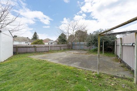 Photo of property in 76 Cambridge Street, Levin, 5510