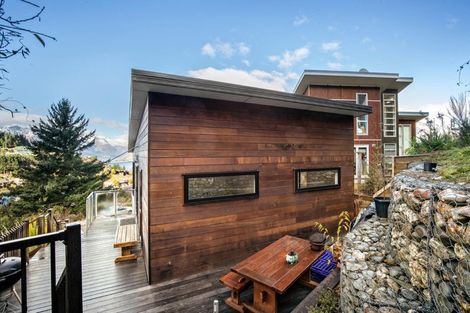 Photo of property in 45 Dart Place, Fernhill, Queenstown, 9300