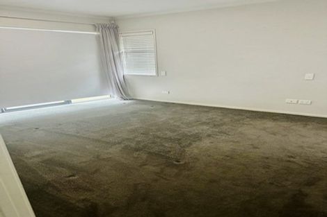 Photo of property in 18 Castellina Drive, Karaka, Papakura, 2113