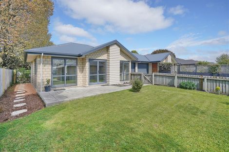 Photo of property in 9b Ferndown Lane, Bromley, Christchurch, 8062