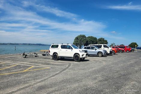 Photo of property in 21 Omana Avenue, Shelly Beach, Helensville, 0874