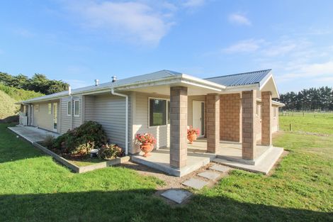 Photo of property in 1 Ruane Street, Glenavy, Waimate, 7980