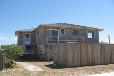 Photo of property in 450 Pukehina Parade, Pukehina, Te Puke, 3189