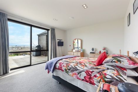 Photo of property in 12 Norfolk Place, Stoke, Nelson, 7011