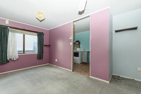 Photo of property in 5 Luanda Drive, Ranui, Auckland, 0612