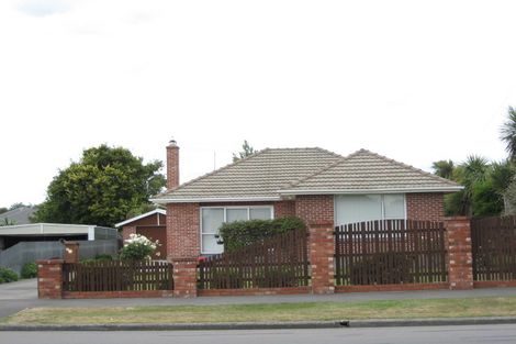 Photo of property in 102 Hargood Street, Woolston, Christchurch, 8062