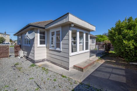 Photo of property in 9 Wilmot Street, Northcote, Christchurch, 8052