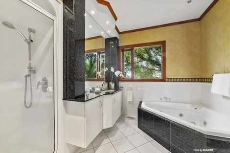 Photo of property in 75 Seatoun Heights Road, Seatoun, Wellington, 6022