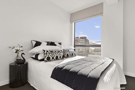 Photo of property in Alpha Apartments, 703/4 Elizabeth Street, Mount Victoria, Wellington, 6011