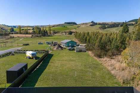 Photo of property in 8 Kaylea Lane, Millers Flat, 9572