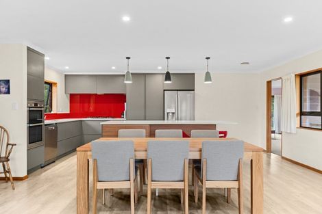 Photo of property in 59 Karina Road, Merrilands, New Plymouth, 4312