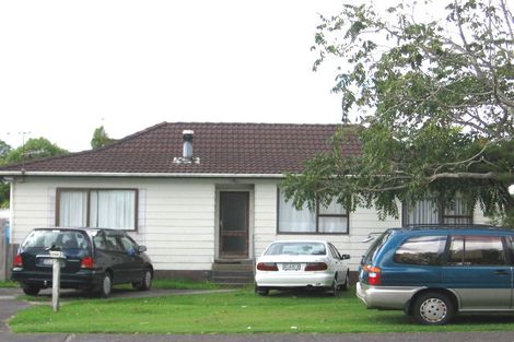 Photo of property in 112 Bruce Mclaren Road, Henderson, Auckland, 0612