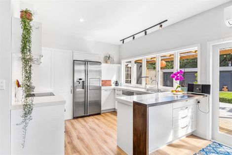 Photo of property in 81 Oxford Street, Lansdowne, Masterton, 5810