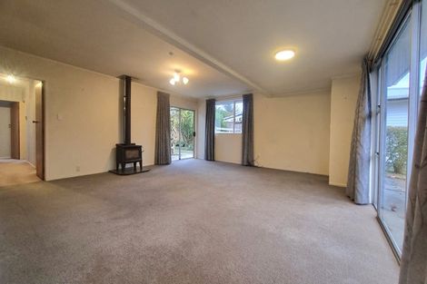 Photo of property in 18 Chums Road, Paraparaumu Beach, Paraparaumu, 5032