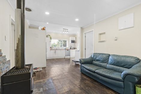 Photo of property in 1 Williams Terrace, Fitzherbert, Palmerston North, 4410