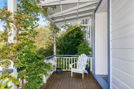 Photo of property in 56 Edinburgh Terrace, Berhampore, Wellington, 6023