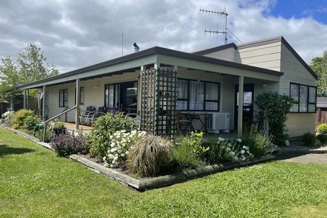 Photo of property in 2 Fergusson Avenue, Waipukurau, 4200