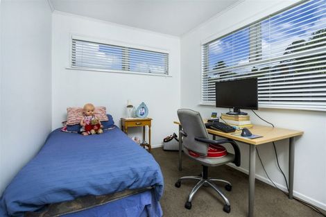 Photo of property in 41 Compton Street, Hillcrest, Auckland, 0627