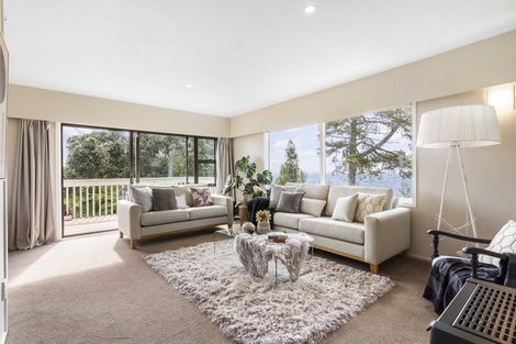 Photo of property in 21a Cleve Road, Green Bay, Auckland, 0604