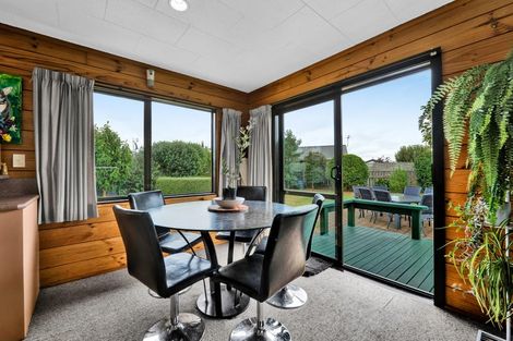 Photo of property in 1 Albert Street, Hawera, 4610