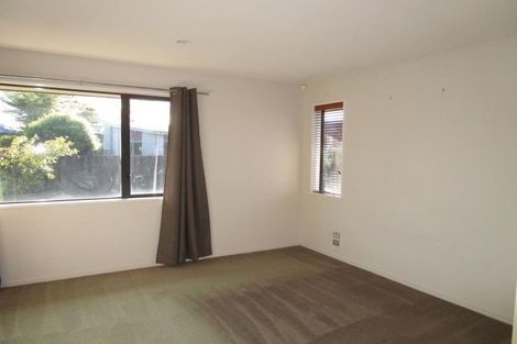 Photo of property in 2 Ruahine Place, Parklands, Christchurch, 8083