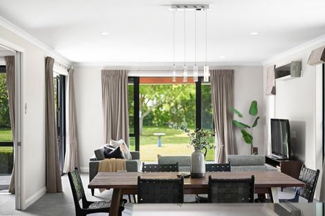 Photo of property in 10 East Ridge Grove, Newstead, Hamilton, 3286