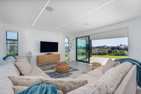 Photo of property in 17 Fred Harsant Drive, Cooks Beach, 3591