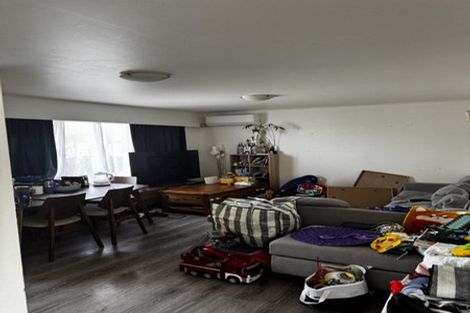 Photo of property in 15 Bevyn Street, Castor Bay, Auckland, 0620