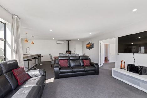 Photo of property in 3 Robinia Mews, Rangiora, 7400