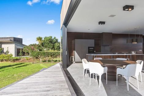 Photo of property in 51 Kewai Street, Omaha, 0986