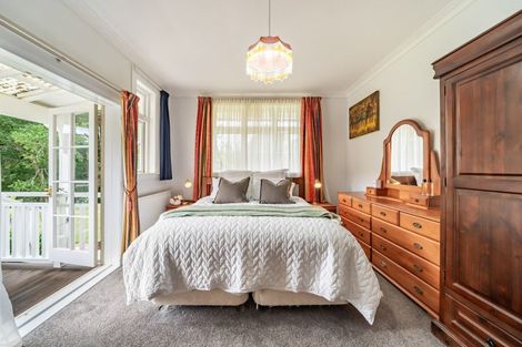 Photo of property in 1090 Coast Road, Wainuiomata Coast, Wainuiomata, 5373