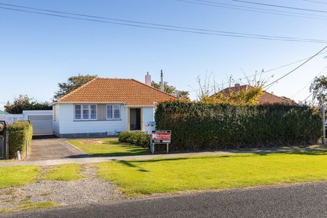 Photo of property in 41 Seymour Street, Waitara, 4320