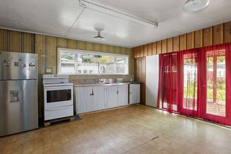 Photo of property in 147 Wainuiomata Road, Wainuiomata, Lower Hutt, 5014