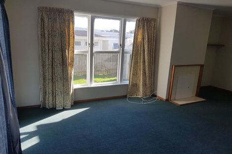 Photo of property in 5-7 Hazard Grove, Cannons Creek, Porirua, 5024