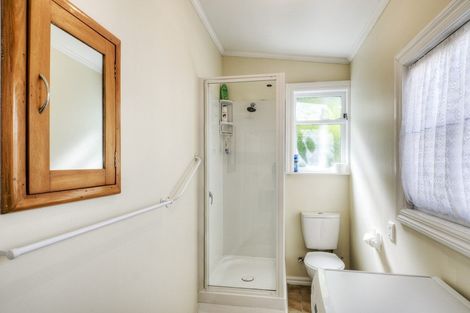 Photo of property in 15 Cameron Road, Bluff Hill, Napier, 4110